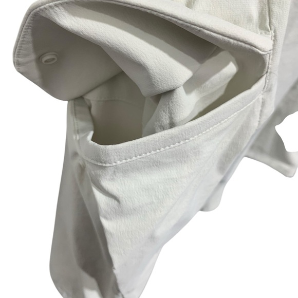 Lululemon Men’s Classic-Fit Hiking Cargo Short 9" Color Bone White Size 32 NWT - Picture 7 of 7